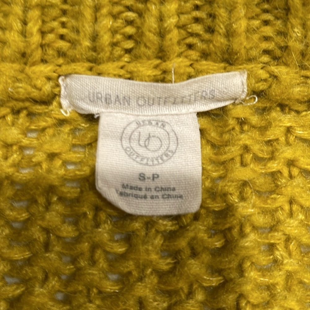 Urban Outfitters Cropped Open Knit Full Sleeve Sweater SZ S Gold Yellow - Picture 5 of 6
